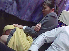 06A0524-A JK who is attacked by a molester on a night bus and feels unable to make a sound