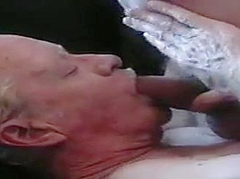 2 Grandpas play and cum