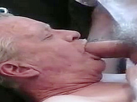 2 Grandpas play and cum