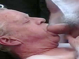 2 Grandpas play and cum