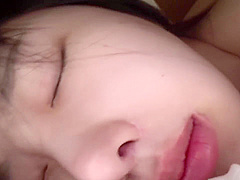 2k 後篇【家庭内で寝込みハメ】朝5時頃、大の自部屋で【前回は家庭内盗撮】
