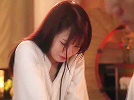 清楚系女子が肉食系女子になり男性を犯す849384938943