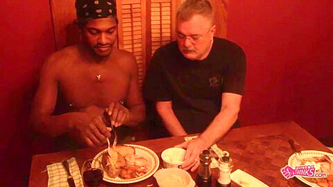 A Big Black Cock For His Hole - Bo, Jay Evil & Timmy Pighole - FistingTwinks