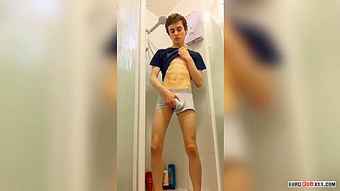 A Big Wet Uncut Twink Cock! - Harry Alexander