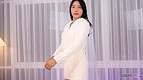 ASIANTGIRL - Bowy Sweet Looking Smile Naughty Inside