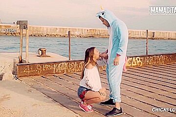 Alberto Blanco And Taylor Sands - Big Tits Wild Fuck At The Port With Guy In Costume