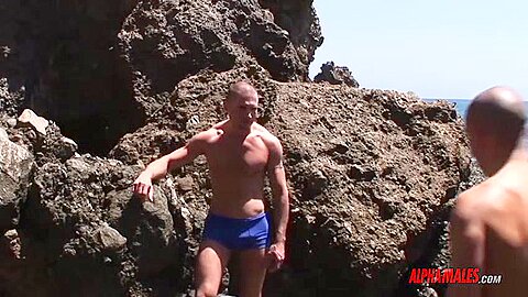 Alphamales com - Sex on the beach