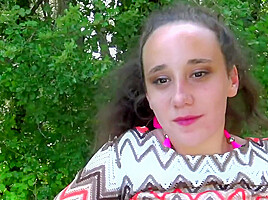 Amandine, 18 years old, is obsessed with ass!