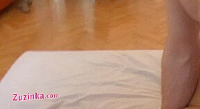 Amateur Zuzinka fucks in threesome