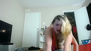 Amateur girlfriend facing the camera while banged from behind