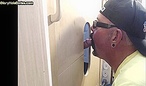 Amateur gloryhole gaydaddy sucking and wanking dick