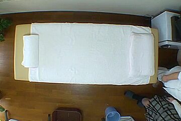 Amateur massage with the elements of vaginal exam