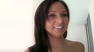 Amateur teen 18+ slut masturbates