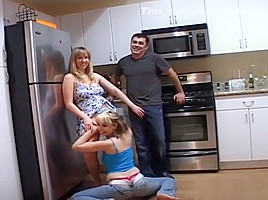 Amateur threesome ends with a messy creampie