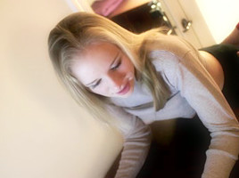 Amazing blonde gets some nice booty spanking