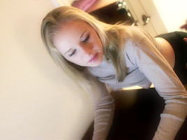 Amazing blonde gets some nice booty spanking