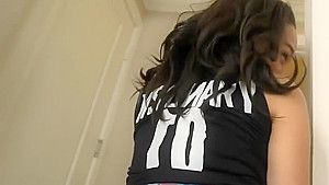 Amazing ebony enjoys hot sex