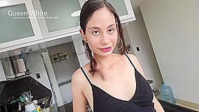 Amiga De Mi Hermana Es With Una Perra