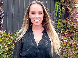 Anita, 25, from Toulouse!