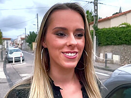 Anita, 25, from Toulouse!
