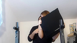 Anna Tickling Armpits