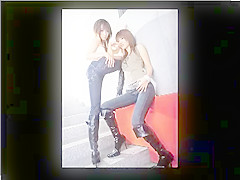 Asian chicks in jeans