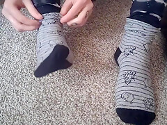 Asmr Foot Moisturising Routine (cream + Whispers)