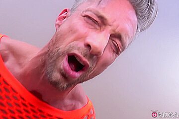 Aubrey Black & Lutro Steel in Wild Sex Newsdesk Squirt - MomXxx