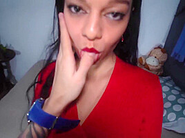 Ayira Excitada! Rompe Sus Jeans Y Hace Intensos Orgasmos Squirt!