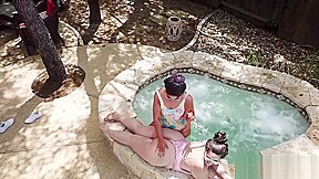 BELLA MKAY ( THEREALSABELLA / SABELLA MONIZE ) Twerking MISSCURVYMAG