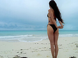 Beach Babe - Sex Movies Featuring Irene Rouse