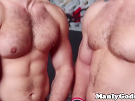 Bear hunks jerk until cumshot after analsex