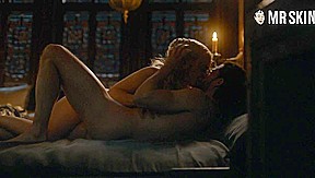 Best Of: Emilia Clarke - Mr Skin