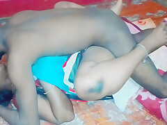 Bhabhi Ka Behan Ko Choda Rat Bar Jab Gau Me Aya Tha Aur Mujhe Use Piyar Ho Gaya
