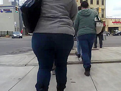 Big Booty Pocketless Jeans Ass