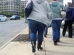 Big Booty Pocketless Jeans Ass