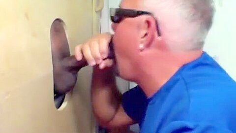 Big Cock Gloryhole Deep Throat Fun