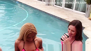 Bikini teen 18+ sucks for cum