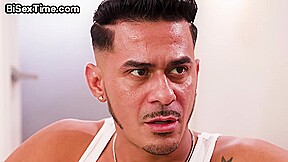 Bisex dudes fuck bigbooty bae in 3some in doggystyle