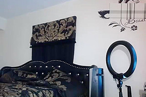 Black Shemale with a HUGE CUMSHOT
