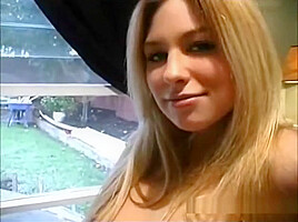 Blond Teengirl Doing Awesome Deepthroat