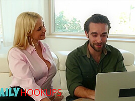 Blonde Milf Fucks Stepson - Sarah Vandella