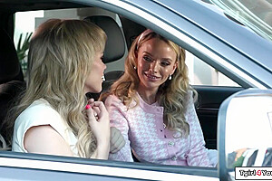 Blonde Trans Makes Girl Squirt With Big T, Kate Zoha And Pristine Edge