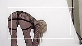 Blonde amateur girl getting a nice facial