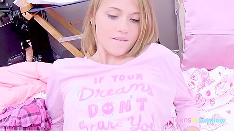 Blonde teen 18+ Swallows Cum In Bed