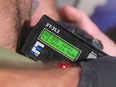 Bondage stud gets punished with electric toy