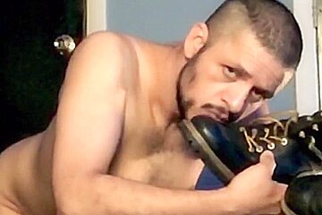 Boot Worshiping After My Master Abandoned Me