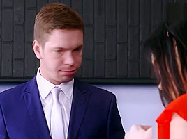 Brazzers - Kendall Karson - Big Tits at Work mincum