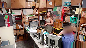 Busted Teenage Shoplifter Spreads Her Vagina For LP Officer