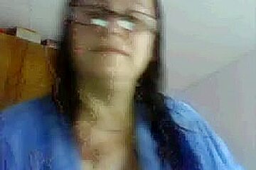 Busty mature bbws with glasses shows her ass online